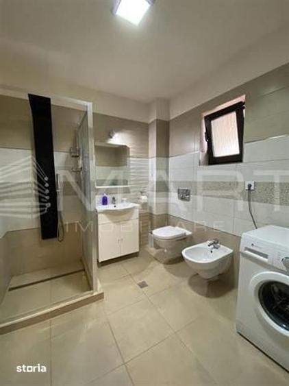 Casă cu 5 camere cu Teren 200 Mp în Central