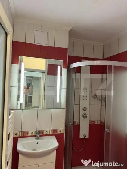 Apartament cu 4 camere decomandat în Zorilor