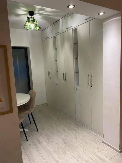 Apartament cu 2 camere decomandat în Trivale