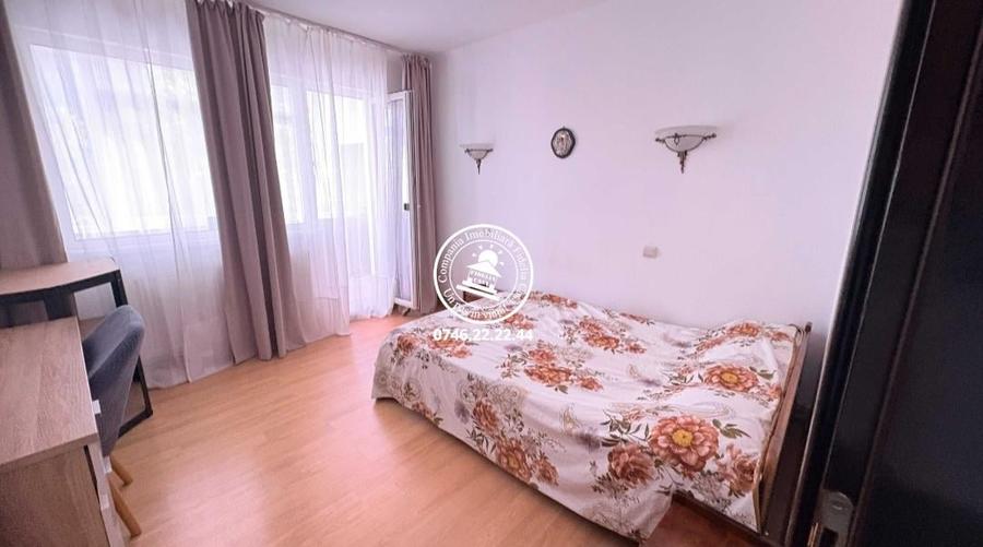 Apartament cu 4 camere decomandat în Tătărași