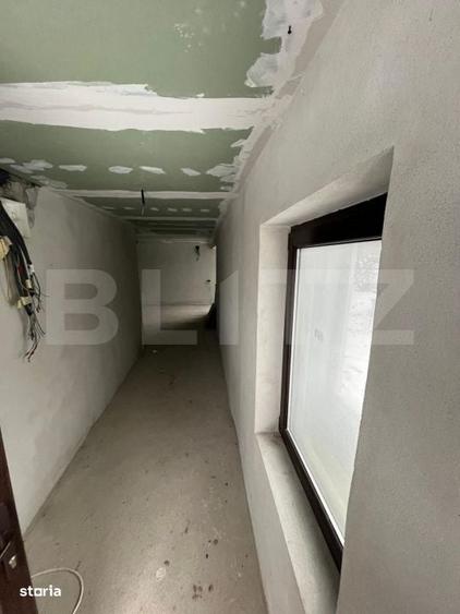 Casă cu 4 camere în După Deal