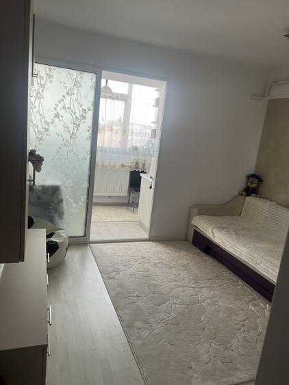 Apartament cu 2 camere semidecomandat în Iași