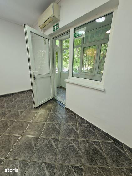 Spațiu comercial, de 60 mp, în Rahova