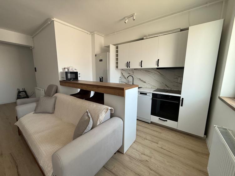 Apartament cu 2 camere în Exterior Est