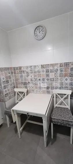 Garsonieră decomandată în Decebal
