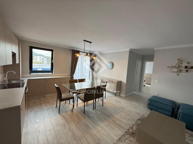 Apartament cu 2 camere decomandat în Calea Moldovei