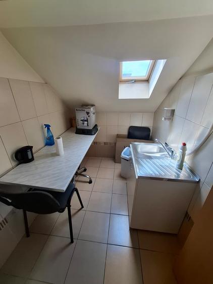 Casă cu 5 camere cu Teren 153 Mp în Podgoria