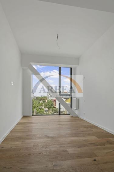 Apartament cu 3 camere decomandat în Aviației
