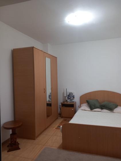 Apartament cu 2 camere decomandat în Mazepa 1