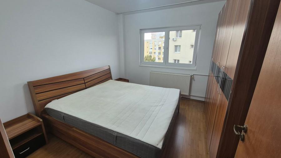 Apartament cu 2 camere decomandat în Lacul Tei
