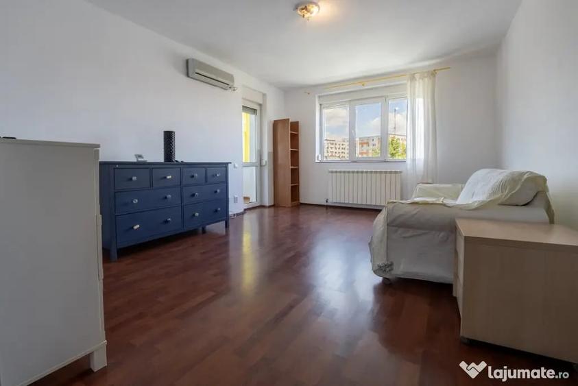 Apartament cu 4 camere decomandat în Dorobanți