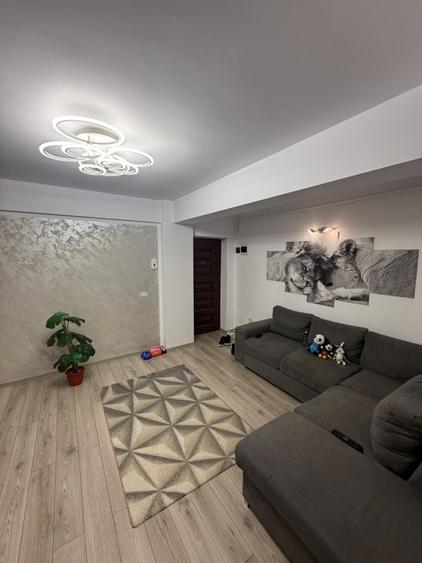 Apartament cu 2 camere semidecomandat în Valea Lupului