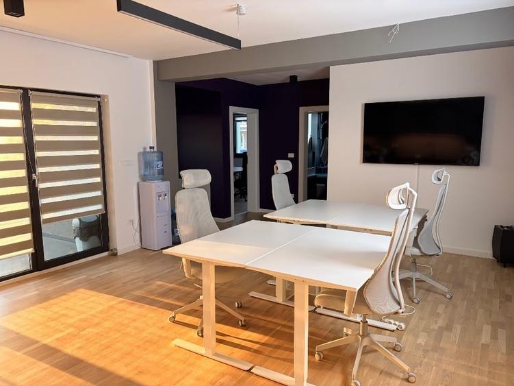 Apartament cu 3 camere, mobilat în Aradului