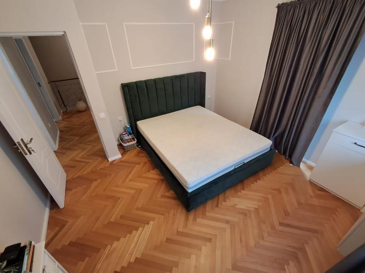 Duplex cu 4 camere cu Canalizare în Florești