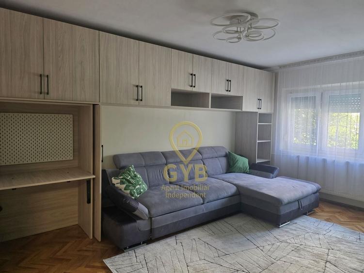 De închiriat – Apartament 3 camere | 68 mp | Etaj 1/4 | Str. Aluminei – Decebal - 2