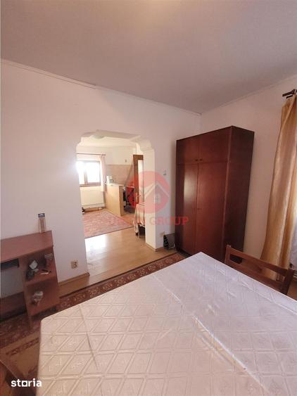 Casă cu 4 camere cu Teren 2500 Mp în Agigea