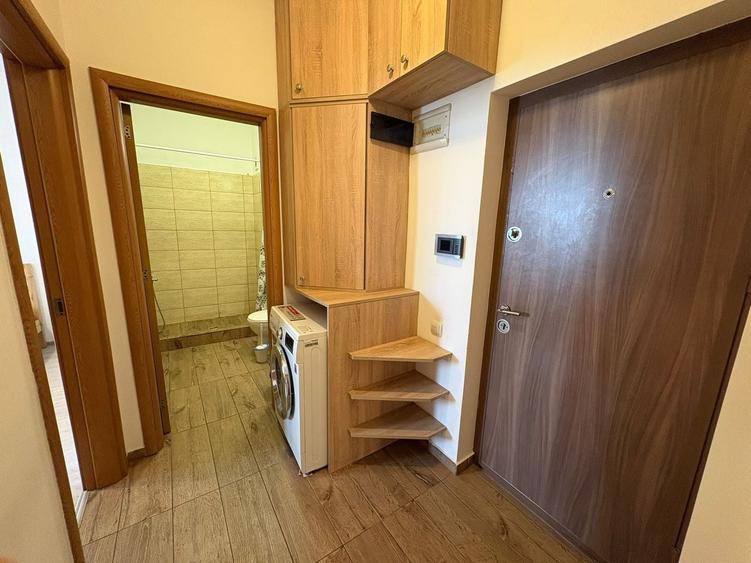 Apartament cu 2 camere decomandat, mobilat în Apărătorii Patriei