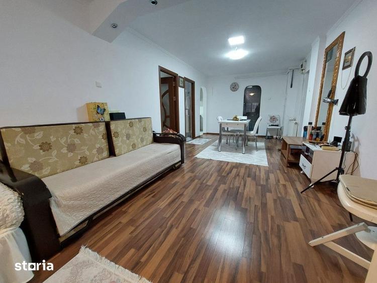 Apartament cu 3 camere în Faleza Nord
