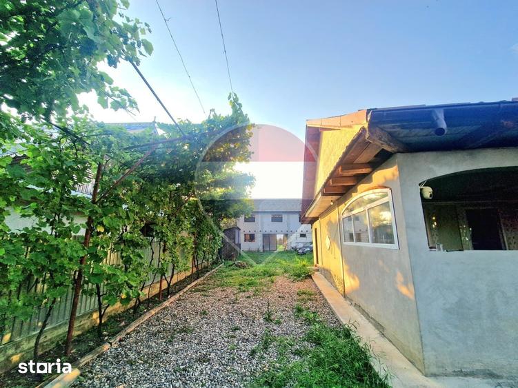 Casă cu 3 camere cu Teren 2100 Mp în Valea lui Ion