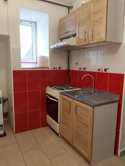 Apartament cu 2 camere semidecomandat în Romană
