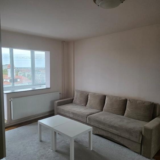 Apartament cu 3 camere decomandat, mobilat în Circumvalațiunii