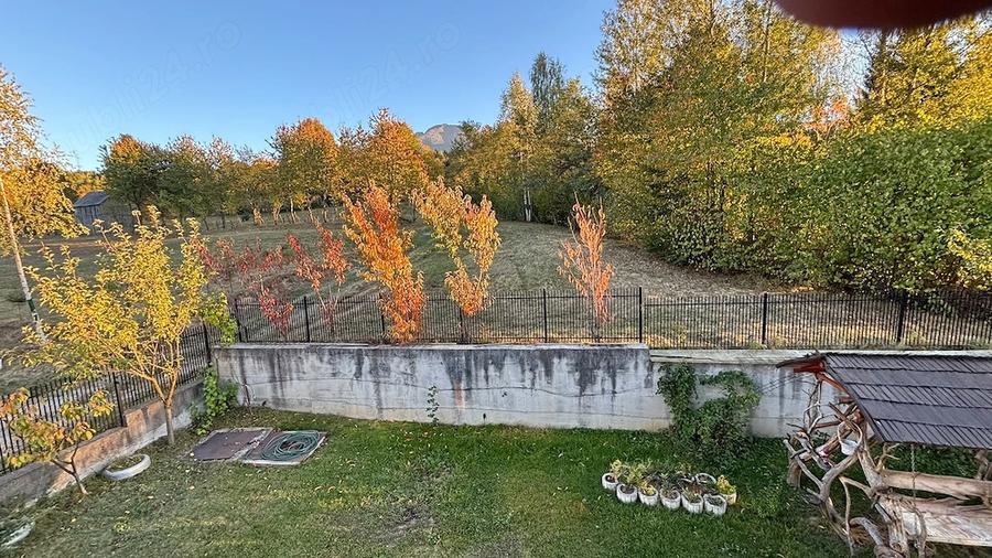 Casă cu Teren 600 Mp în Moisei