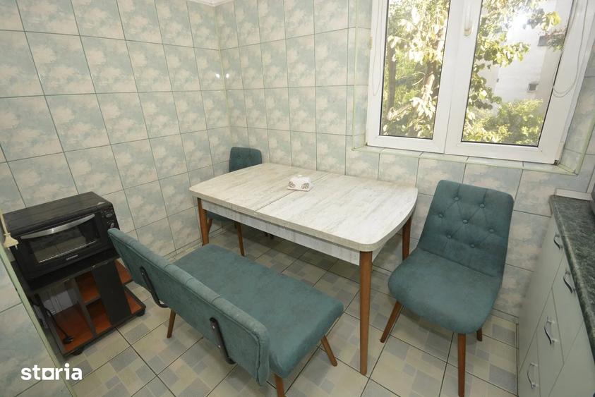 Apartament cu 4 camere decomandat, mobilat în Drumul Taberei