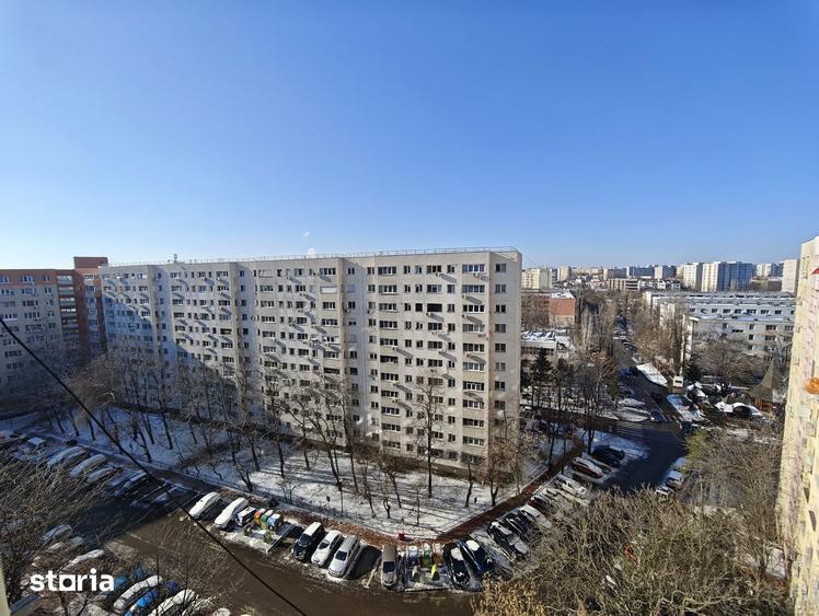 Apartament cu 2 camere decomandat în Titan