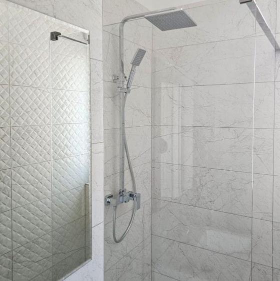 Apartament cu 3 camere decomandat în Tătărași