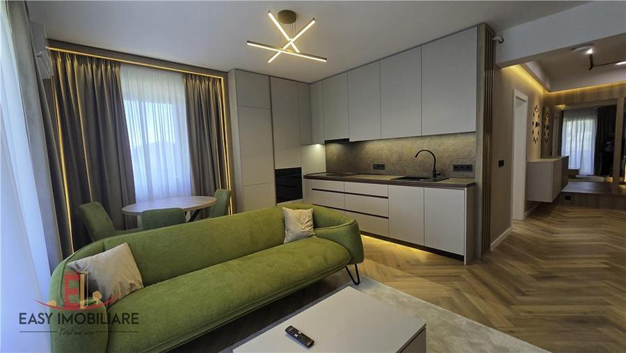 Apartament cu 3 camere decomandat, mobilat în Tudor