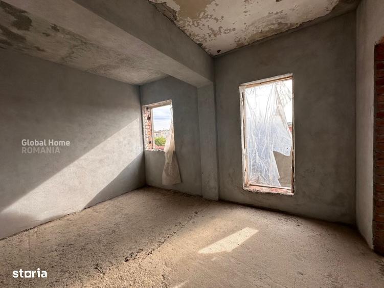 Casă cu 4 camere în Unirii