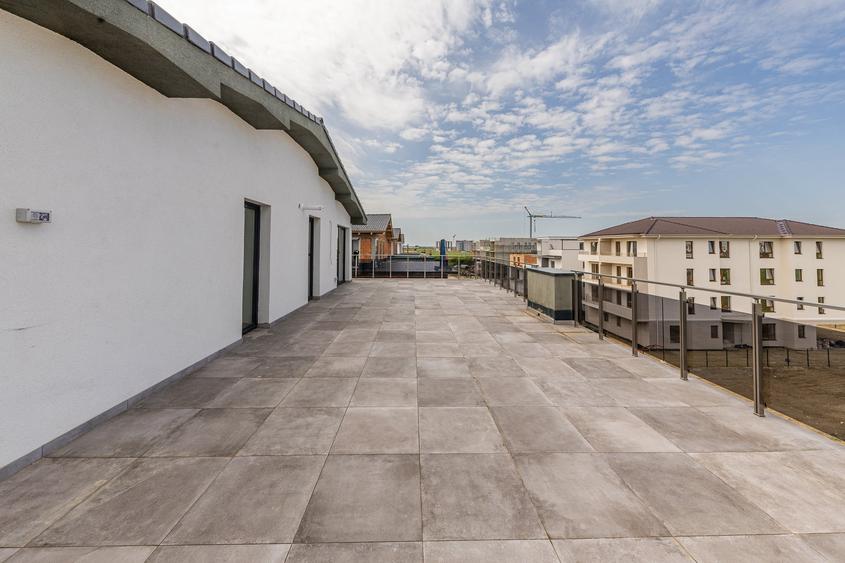 Penthouse cu 3 camere decomandat, mobilat în Braytim