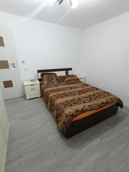 Apartament cu 2 camere decomandat în Cantacuzino