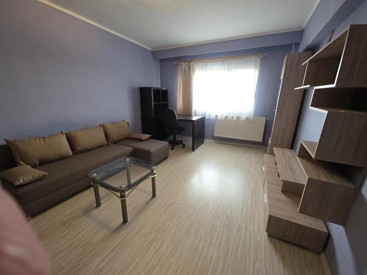 Apartament cu 2 camere decomandat, mobilat în Mărăști