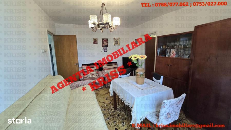 Apartament cu 2 camere semidecomandat în Negru Vodă