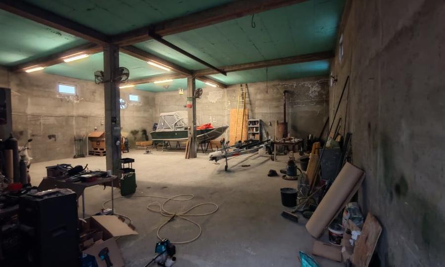 Spațiu industrial, de 200 mp, în Tulucești
