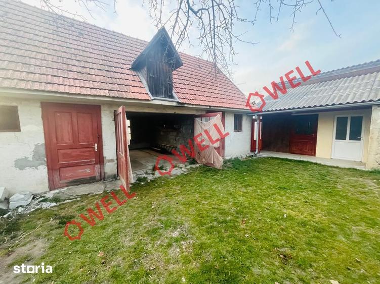 Casă cu 4 camere cu Teren 2000 Mp în Brateș