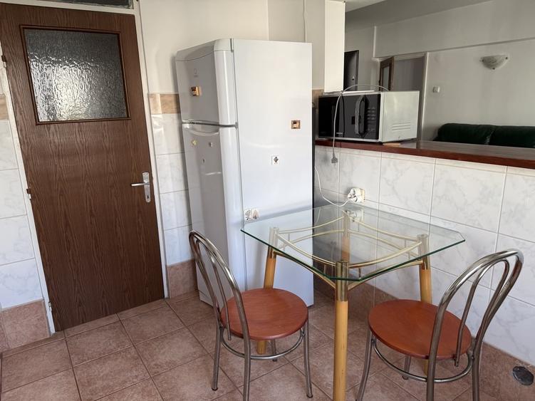 Apartament semidecomandat în Herăstrău