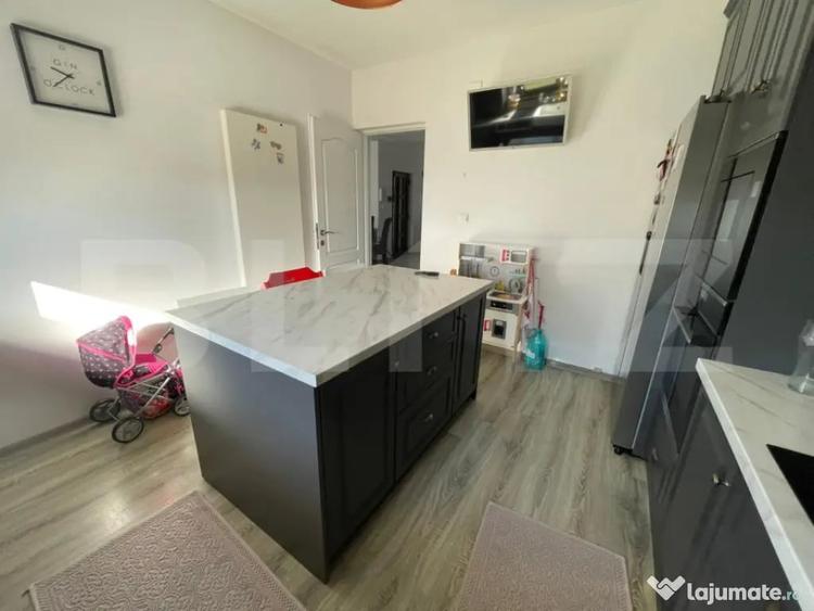 Casă cu 3 camere cu Teren 429 Mp în Central