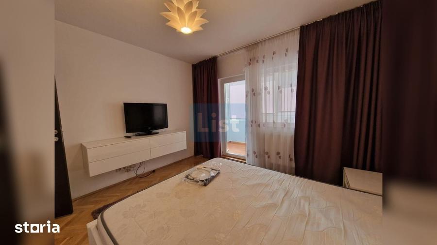 Apartament cu 3 camere decomandat în Zorilor
