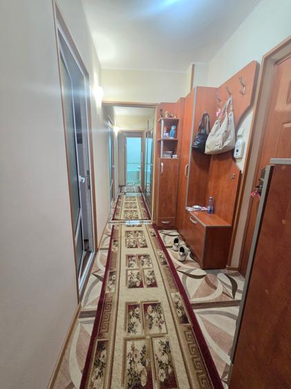 Apartament cu 3 camere decomandat în Plantelor