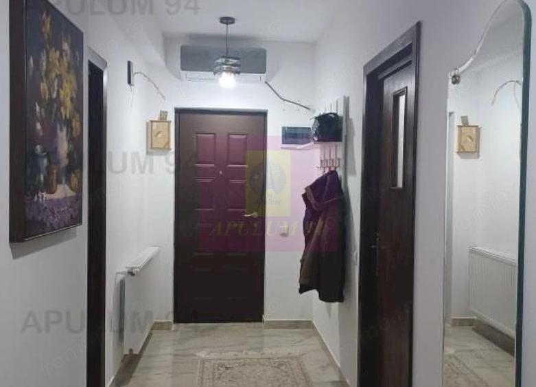 Casă cu 2 camere cu Teren 420 Mp în Săbăreni