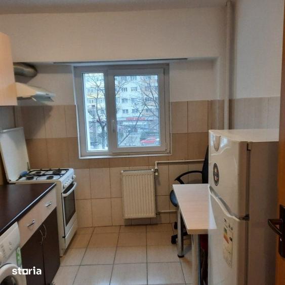 Apartament cu 2 camere decomandat în Colentina