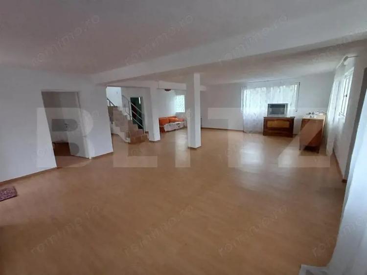 Casă cu Teren 450 Mp în Arcani