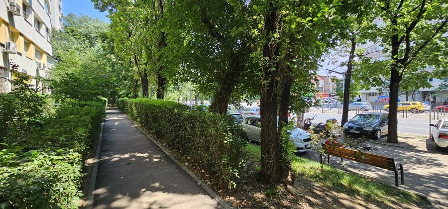 Apartament cu 3 camere decomandat, mobilat în Obor