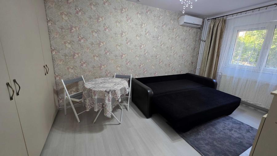 Apartament cu 2 camere decomandat în Sălăjan