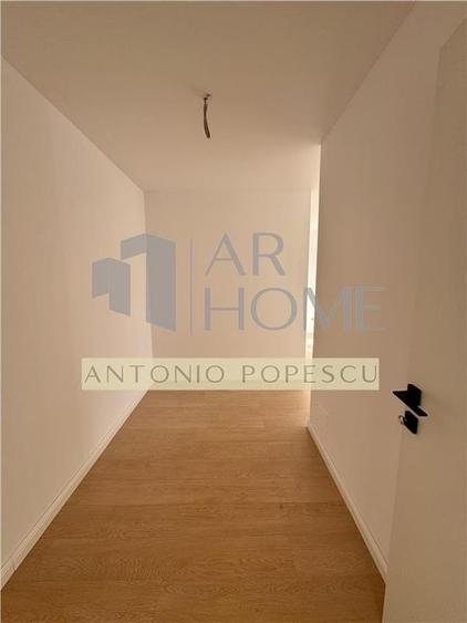 Apartament cu 3 camere decomandat în Albert