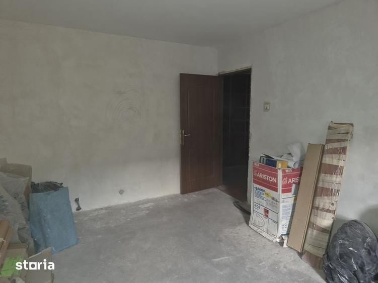 De vanzare apartament 2 camere decomandat? 54 mp, bl. C4, sc. 1, et. 3 - 2