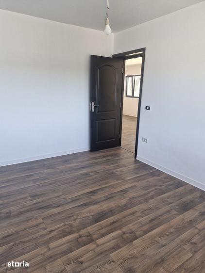 Casă cu 3 camere cu Teren 450 Mp în Mărgineni