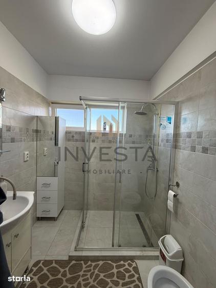 Apartament cu 4 camere semidecomandat în Între Lacuri